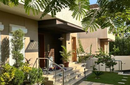 Villa - 6 Bedrooms - 6 Bathrooms for sale in Upville - Cairo Alexandria Desert Road - 6 October City - Giza