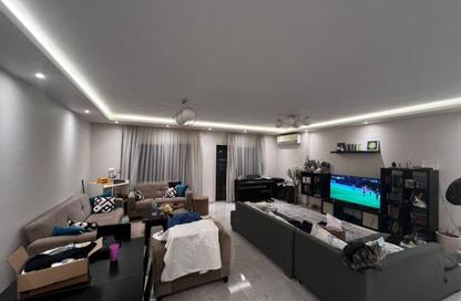 Apartment - 3 Bedrooms - 3 Bathrooms for sale in Al Khamayel city - Sheikh Zayed Compounds - Sheikh Zayed City - Giza