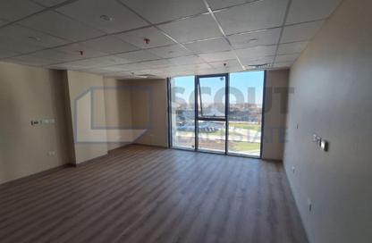 Office Space - Studio - 1 for rent in Hyde Park Business District Mall - South Teseen St. - The 5th Settlement - New Cairo City - Cairo