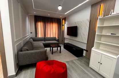 Apartment - 3 Bedrooms - 2 Bathrooms for rent in Stone Residence - 5th Settlement Compounds - The 5th Settlement - New Cairo City - Cairo