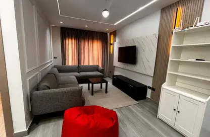 Apartment - 3 Bedrooms - 2 Bathrooms for rent in Stone Residence - 5th Settlement Compounds - The 5th Settlement - New Cairo City - Cairo