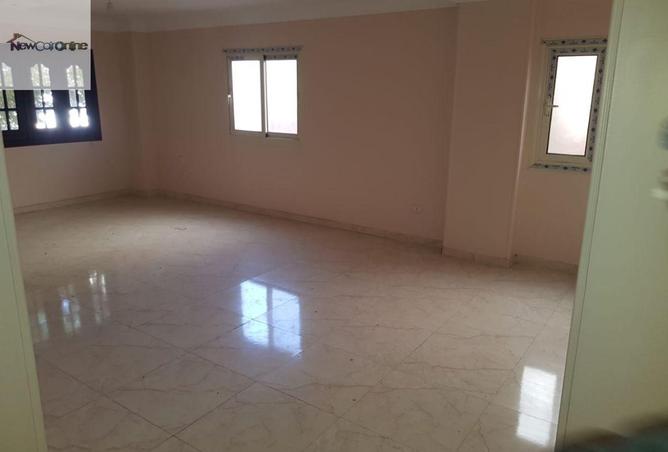 99120917 - Property Image 2