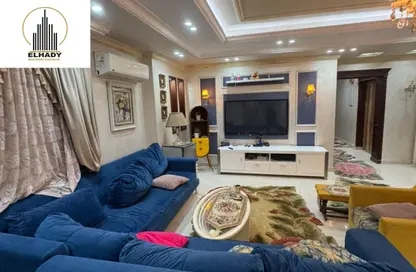 Apartment - 3 Bedrooms - 3 Bathrooms for rent in Al Narges 4 - Al Narges - New Cairo City - Cairo