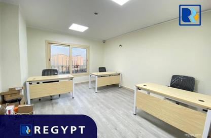 Full Floor - Studio - 6 Bathrooms for rent in Al Laselky St. - El Laselky - New Maadi - Hay El Maadi - Cairo