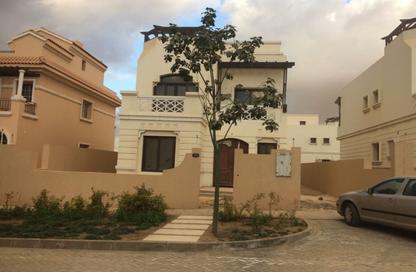 Villa - 5 Bedrooms - 6 Bathrooms for sale in Hyde Park - New Cairo City - Cairo