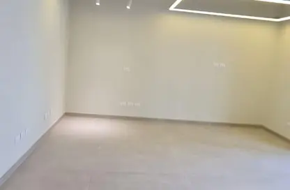 مساحات مكتبية - غرفة نوم - 1 حمام للايجار في مول هايد بارك بيزنس - شارع التسعين الجنوبي - التجمع الخامس - مدينة القاهرة الجديدة - القاهرة