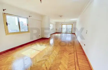 Apartment - 4 Bedrooms - 3 Bathrooms for sale in Al Sayeda Sakina Bint Al Hussein St. - Kafr Abdo - Roushdy - Hay Sharq - Alexandria Apartment - 4 Bedrooms - 3 Bathrooms for sale in Al Sayeda Sakina Bint Al Hussein St. - Kafr Abdo - Roushdy - Hay Sharq - Alexandria