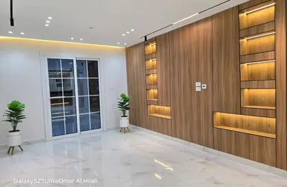 شقة - 3 غرف نوم - 2 حمامات للبيع في البوابة الرابعة القديمة - حورس - حدائق الاهرام - الجيزة