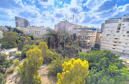 Apartment - 3 Bedrooms - 2 Bathrooms for sale in Kafr Abdo - Roushdy - Hay Sharq - Alexandria