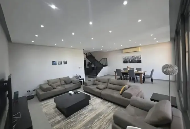 120881456 - Property Image 2