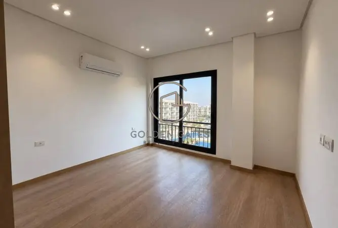 121653260 - Property Image 3