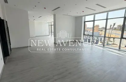 Office Space - 4 Bedrooms - 1 Bathroom for sale in Mivida - 5th Settlement Compounds - The 5th Settlement - New Cairo City - Cairo