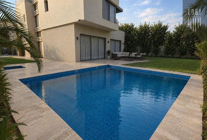 Rent in Cluster 18: Private Pool 5 Master bedrooms Most Hotel Finishin ...