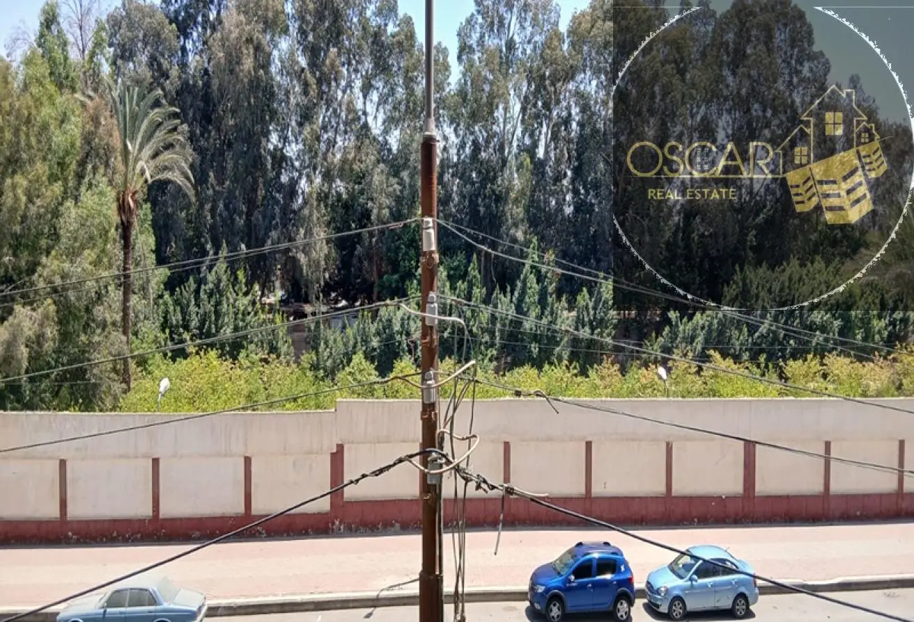 98547984 - Property Main Image