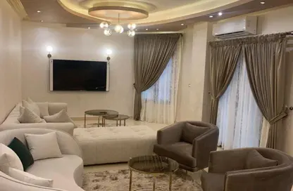 شقة - 3 غرف نوم - 2 حمامات للايجار في عمارات البنفسج - البنفسج - مدينة القاهرة الجديدة - القاهرة