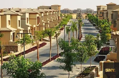 Apartment - 3 Bedrooms - 2 Bathrooms for sale in North Lotus - El Lotus - New Cairo City - Cairo