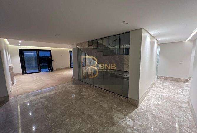 8585018 - Property Image 3