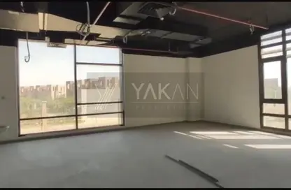 محل - استوديو - 1 حمام للايجار في ديستريكت 5 - كمبوندات التجمع الخامس - التجمع الخامس - مدينة القاهرة الجديدة - القاهرة