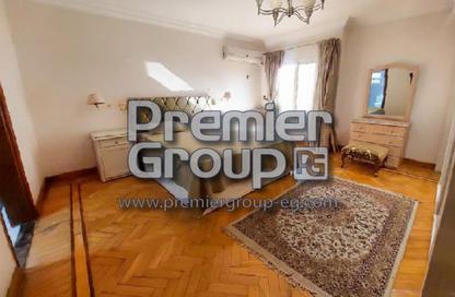 Apartment - 3 Bedrooms - 2 Bathrooms for sale in Sarayat Al Maadi - Hay El Maadi - Cairo