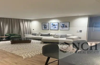 Apartment - 2 Bedrooms - 2 Bathrooms for rent in Lake View Residence - 5th Settlement Compounds - The 5th Settlement - New Cairo City - Cairo