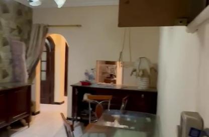 Apartment - 3 Bedrooms - 1 Bathroom for sale in Abou al mahasen al shazli St. - Al Agouza - Giza