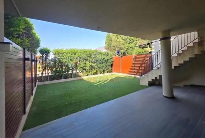 108790010 - Property Image 2