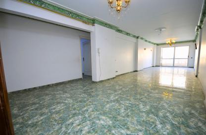 Apartment - 3 Bedrooms - 2 Bathrooms for sale in Smouha - Hay Sharq - Alexandria Apartment - 3 Bedrooms - 2 Bathrooms for sale in Smouha - Hay Sharq - Alexandria