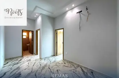 Clinic - 1 Bedroom - 1 Bathroom for sale in Al Bostan St. - 9th District - Sheikh Zayed City - Giza