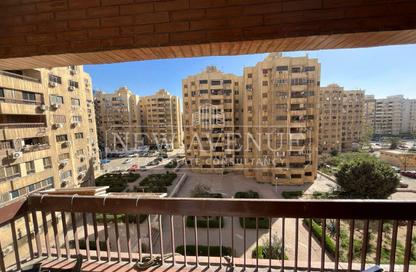 Apartment - 3 Bedrooms - 3 Bathrooms for sale in City Stars - Masaken Al Mohandesin - Nasr City - Cairo