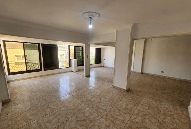 82869638 - Property Image 2