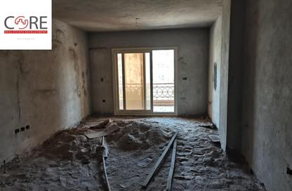 Apartment - 3 Bedrooms - 2 Bathrooms for sale in Al Khamayel city - Sheikh Zayed Compounds - Sheikh Zayed City - Giza