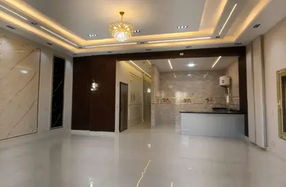 Apartment - 3 Bedrooms - 2 Bathrooms for rent in Orouba Axis - Area A - Ganoob El Acadimia - New Cairo City - Cairo