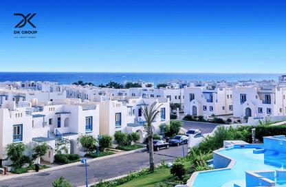 Chalet - 3 - 1 for sale in Mountain View - Ras Al Hekma - North Coast