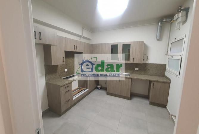 60470940 - Property Image 2