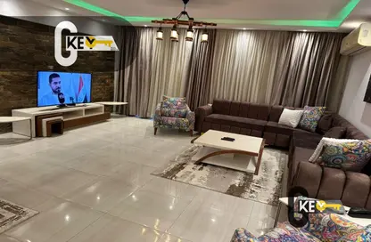 Apartment - 3 Bedrooms - 3 Bathrooms for rent in Talaat Mostafa St. - Rehab City Fifth Phase - Al Rehab - New Cairo City - Cairo