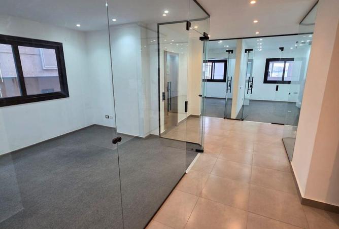 53732582 - Property Image 2