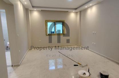Apartment - 2 Bedrooms - 2 Bathrooms for rent in South Lotus - El Lotus - New Cairo City - Cairo