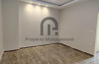 Apartment - 2 Bedrooms - 2 Bathrooms for rent in South Lotus - El Lotus - New Cairo City - Cairo