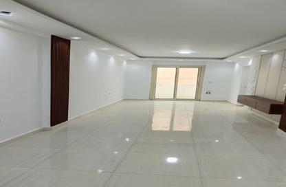 Apartment - 3 Bedrooms - 2 Bathrooms for sale in Al Lebeny Axis - El Mariouteya - Faisal - Hay El Haram - Giza