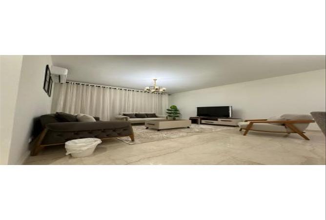 66421730 - Property Image 3