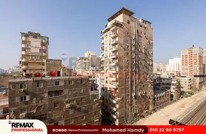Apartment - 2 Bedrooms - 1 Bathroom for rent in Tout Ankh Amoun St. - Smouha - Hay Sharq - Alexandria