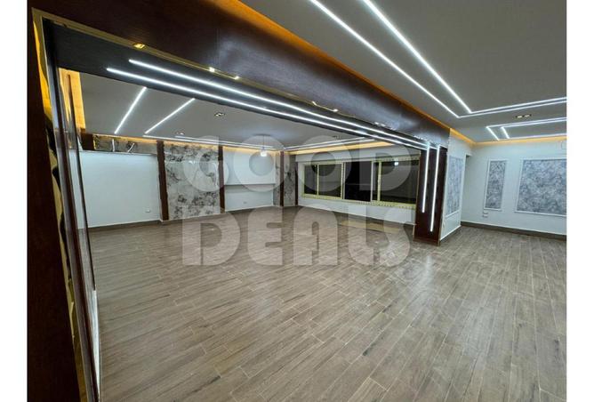 63140542 - Property Main Image