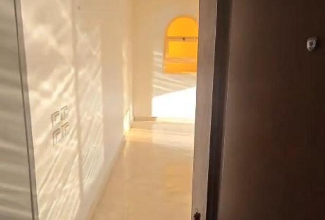 8701596 - Property Image 2