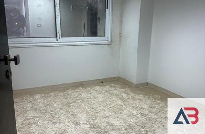 Clinic - Studio - 1 for sale in V90 - North Teseen St. - The 5th Settlement - New Cairo City - Cairo