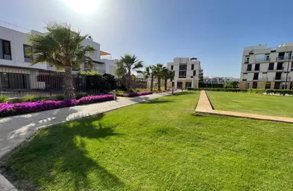 Townhouse - 3 Bedrooms - 3 Bathrooms for sale in Westown - Sheikh Zayed Compounds - Sheikh Zayed City - Giza