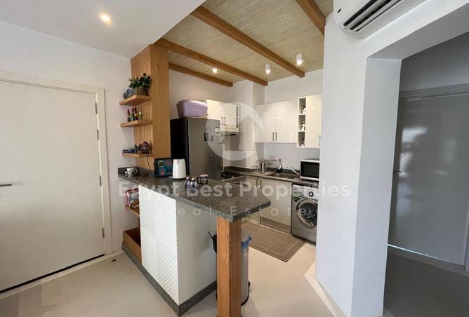 101787467 - Property Image 2