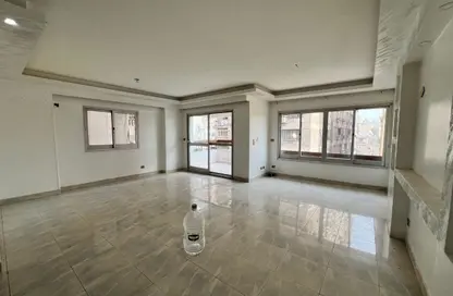 شقة - 3 غرف نوم - 2 حمامات للايجار في شارع لبنان - المهندسين - الجيزة