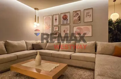 Apartment - 3 Bedrooms - 2 Bathrooms for sale in West Somid Road - West Somid - 6 October City - Giza