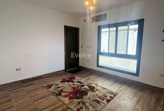 101501067 - Property Image 2