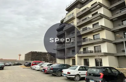 Apartment - 3 Bedrooms - 4 Bathrooms for sale in Swan Lake Residence - 5th Settlement Compounds - The 5th Settlement - New Cairo City - Cairo